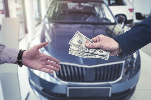 car salesman buyer finish deal 600nw 2486310209